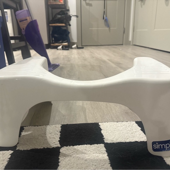 White Bathroom Step Stool - Picture 1 of 3